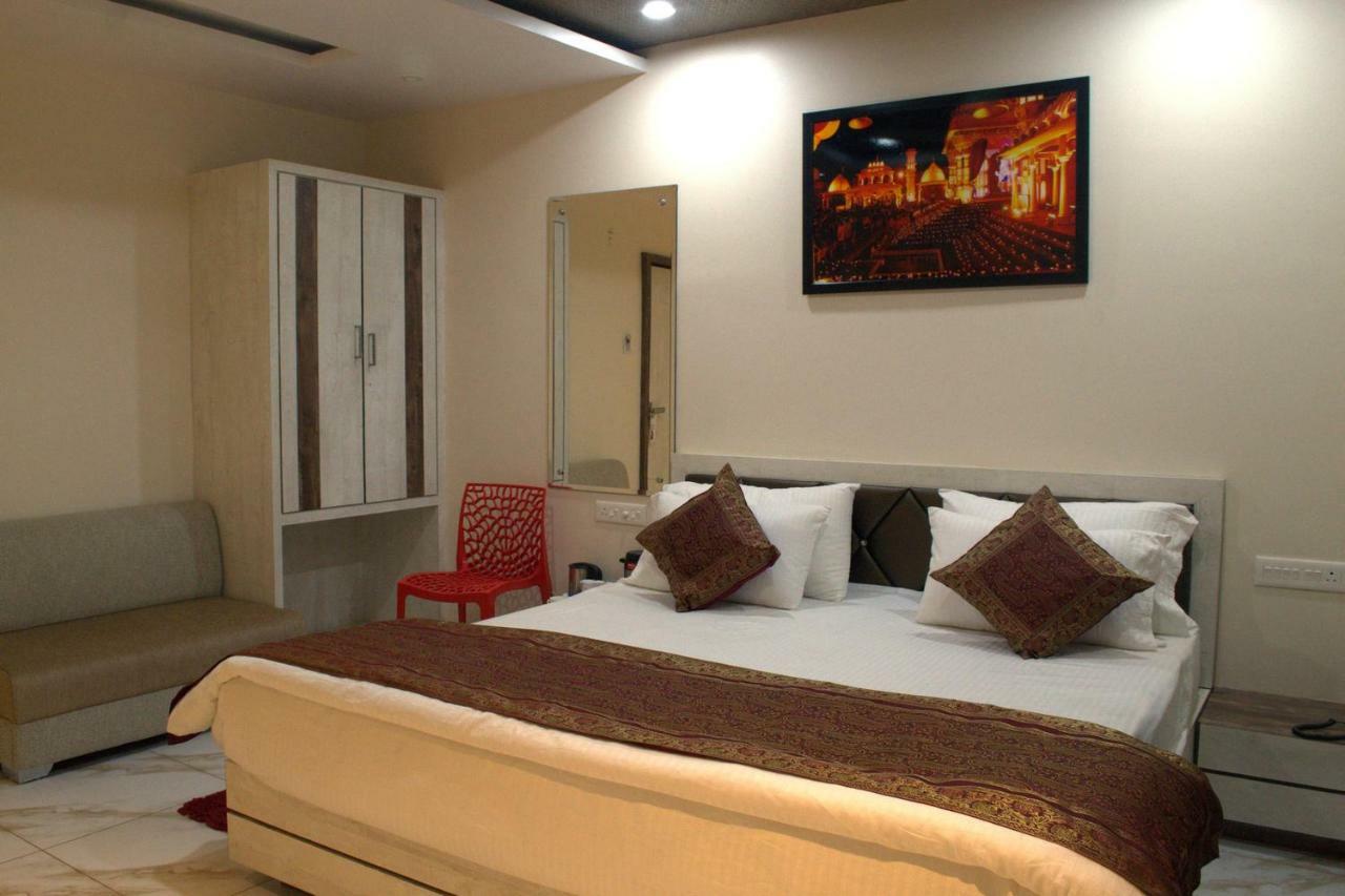 Hotel Tamilnadu Kashi Varanasi Exterior photo