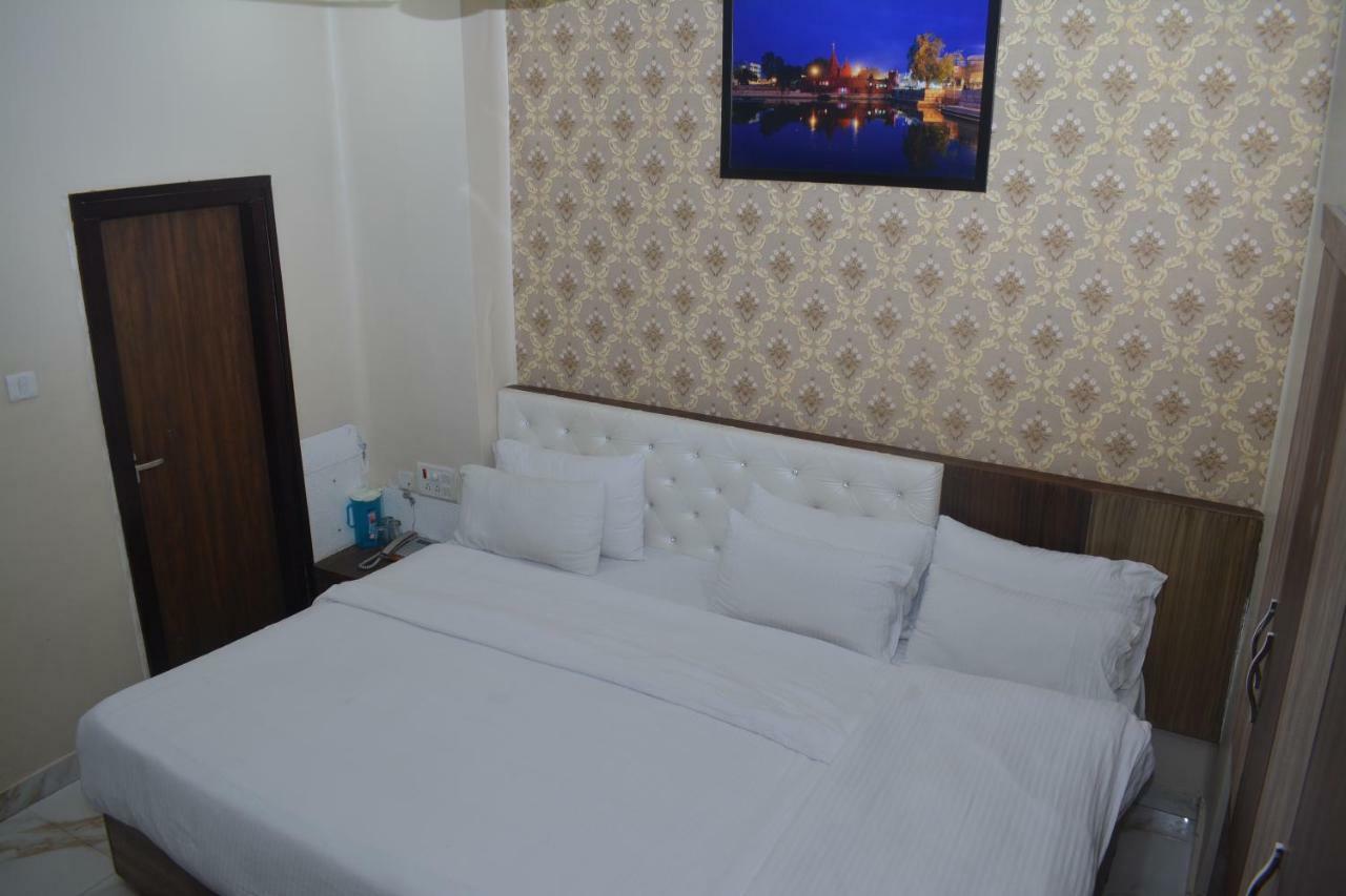 Hotel Tamilnadu Kashi Varanasi Exterior photo